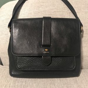 Fossil Kinley Small Crossbody in Black